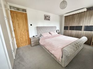 Photo 18- click for photo gallery